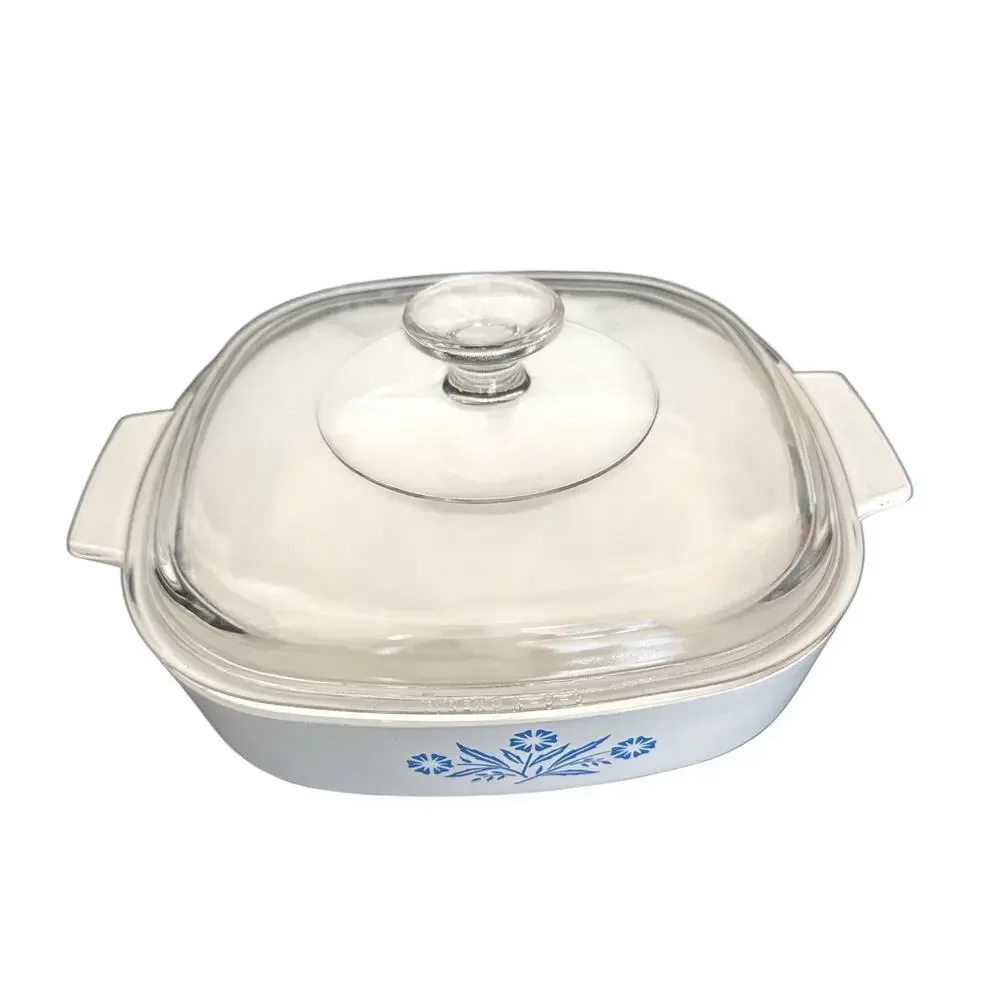 CorningWare 8x8 White Caserole Dish with Pyrex Glass Lid